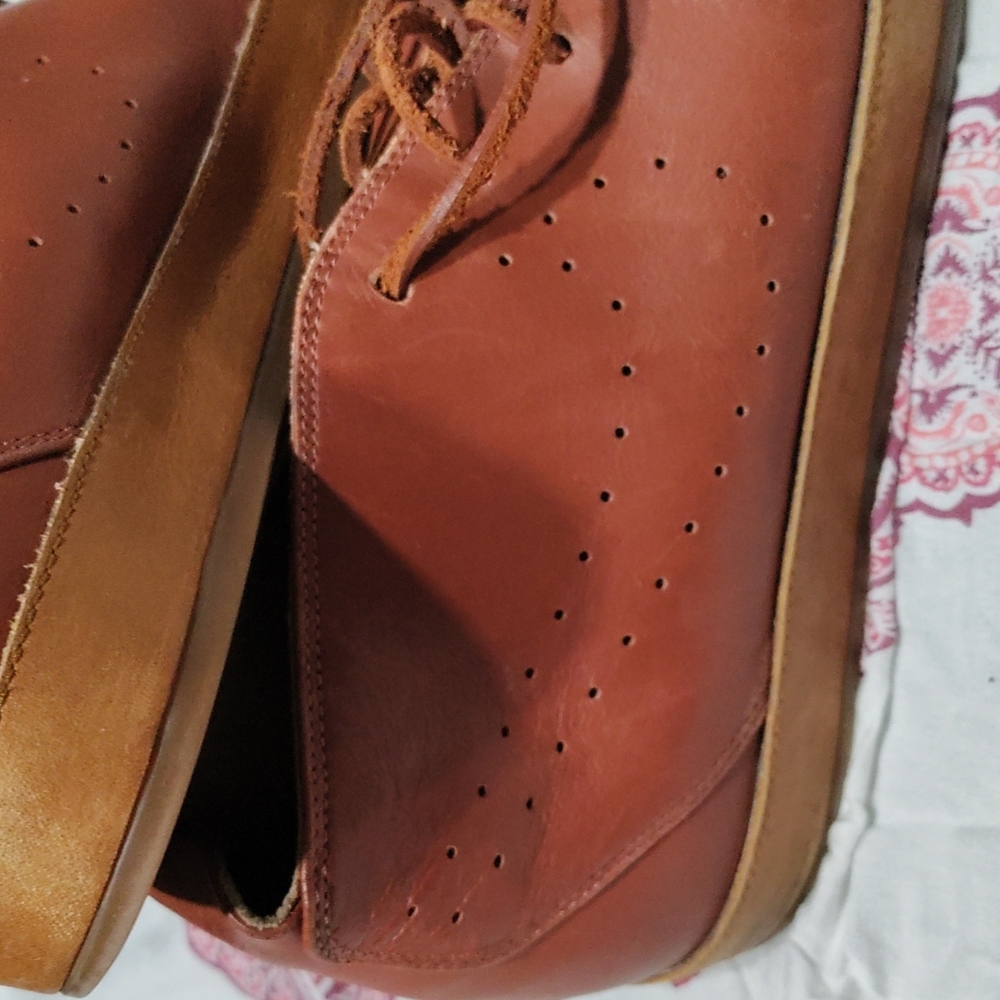 Nike Toki - Picture 2 of 13
